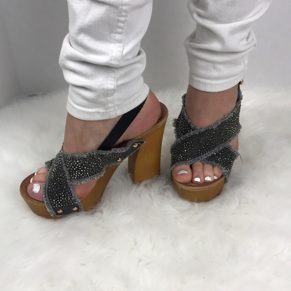 Retro Platform Heels - Picture 3 of 8